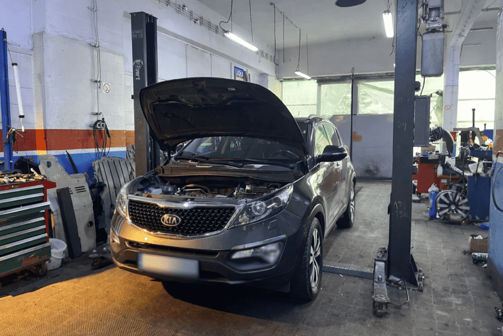 kia auto, serwis samochodowy, mechanik, warsztat